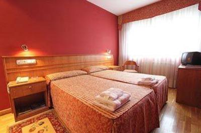 фото отеля Fenix Hotel Oviedo