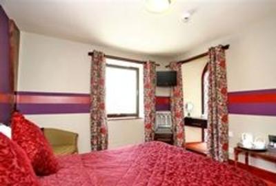 фото отеля Auld Kirk Hotel