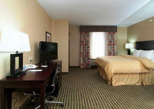 фото отеля Comfort Suites Elkton