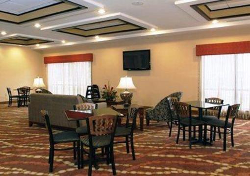 фото отеля Comfort Suites Elkton