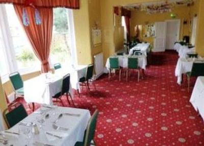 фото отеля Wards Hotel & Restaurant Kaz