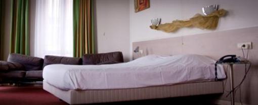 фото отеля Antigone Hotel