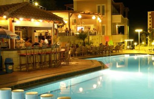 фото отеля Porto Kalamaki Hotel Apartments