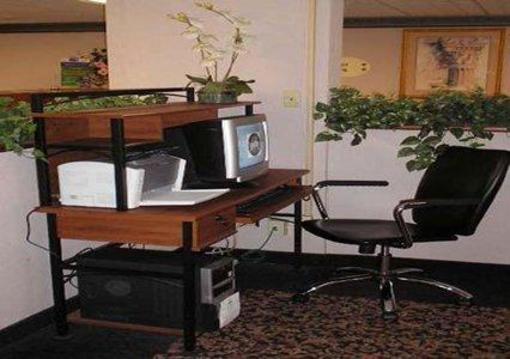 фото отеля Comfort Inn Northeast Huber Heights