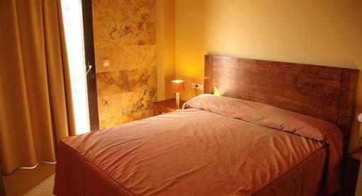 фото отеля L'Arcada De Fares Apartment Sant Ferriol