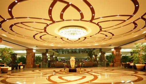 фото отеля Queen's Park Resort