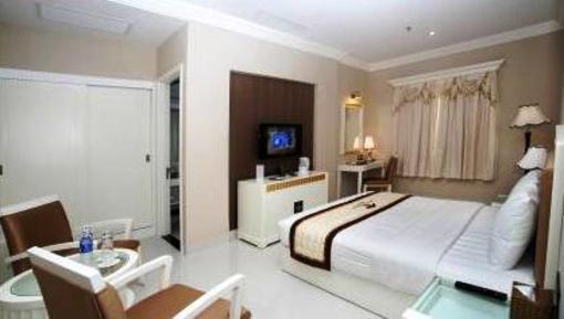 фото отеля Hotel Seventeen Saloon