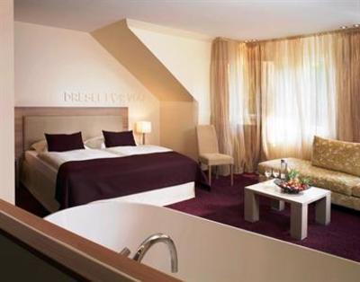 фото отеля Hotel Dresel