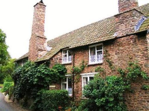 фото отеля Tudor Cottage Porlock(England)