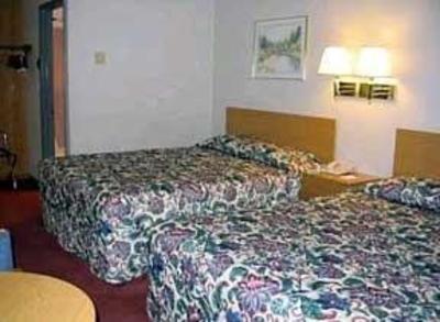 фото отеля Econo Lodge East Port