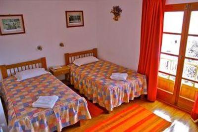 фото отеля Hostal Pension Alemana