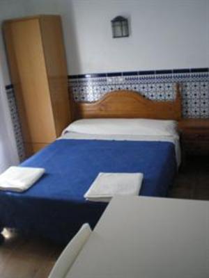 фото отеля Lis II Hostel Seville (Spain)