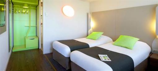 фото отеля Campanile Aix-en-Provence Ouest Jas de Bouffan Hotel