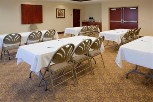 фото отеля Holiday Inn Express Hotel & Suites Tappahannock