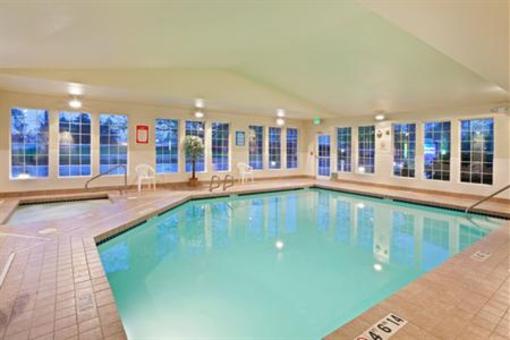 фото отеля Holiday Inn Express on the River Corvallis