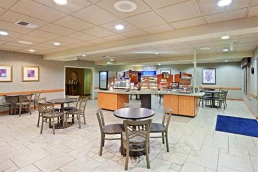 фото отеля Holiday Inn Express on the River Corvallis