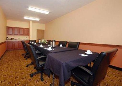 фото отеля Sleep Inn & Suites Conference Center
