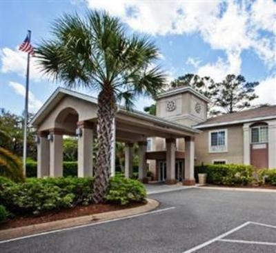 фото отеля Holiday Inn Express St. Simon's Island
