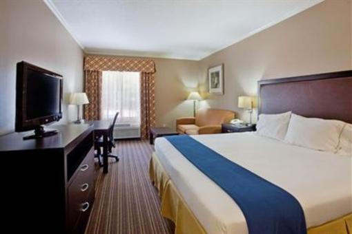 фото отеля Holiday Inn Express St. Simon's Island