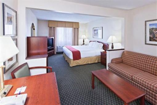 фото отеля Holiday Inn Express - Wichita Northeast