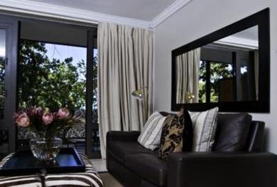 фото отеля Life & Leisure Guest House