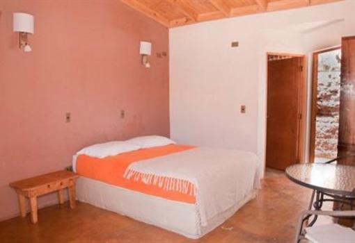 фото отеля Hotel y Cabanas La Cochera