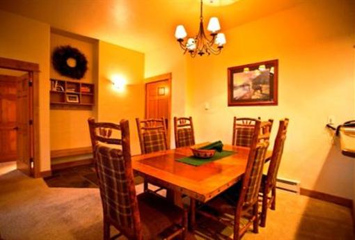 фото отеля Canyon Creek at EagleRidge Condominiums Steamboat Springs