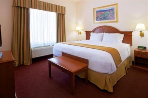 фото отеля Holiday Inn Express Hotel and Suites Brenham