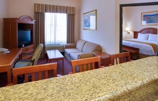 фото отеля Holiday Inn Express Hotel and Suites Brenham