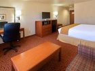 фото отеля Holiday Inn Express Hotel and Suites Brenham