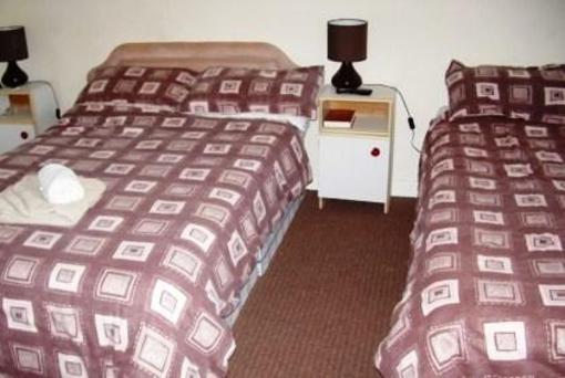 фото отеля Aartswood Guest House