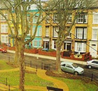 фото отеля Aartswood Guest House