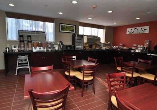 фото отеля Sleep Inn JFK Airport Rockaway Blvd
