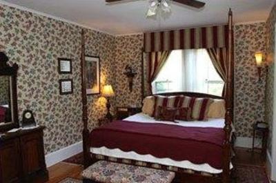 фото отеля Cornell Inn