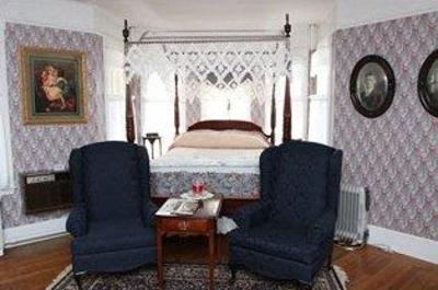 фото отеля Cornell Inn