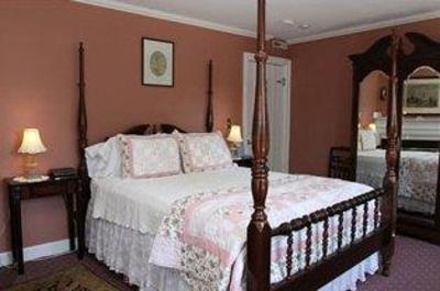 фото отеля Cornell Inn