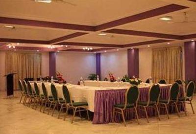 фото отеля Vaishnavi Residency Hotel Bangalore