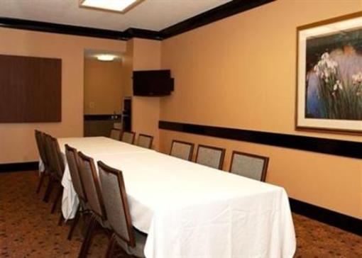 фото отеля Econo Lodge Inn & Suites Foley