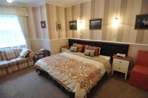 фото отеля St Valery Guest House Edinburgh