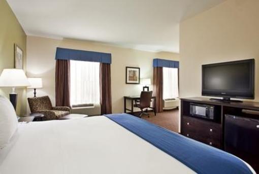 фото отеля Holiday Inn Express Hotel & Suites Pryor