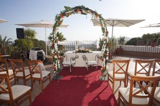 фото отеля Apartamentos Torres de San Juan Nerja