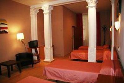 фото отеля Hostal Aguilar