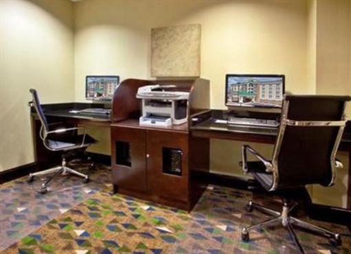 фото отеля Holiday Inn Express Hotel & Suites Fort Benning Columbus (Georgia)