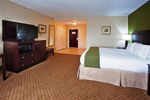 фото отеля Holiday Inn Express Hotel & Suites Fort Benning Columbus (Georgia)