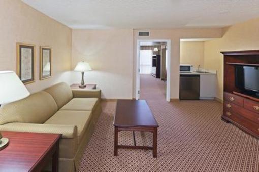 фото отеля Holiday Inn Lubbock-Hotel & Towers