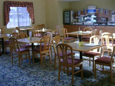 фото отеля Holiday Inn Express Pierre/Fort Pierre