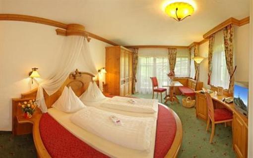 фото отеля Hotel Sonnenhof Going am Wilden Kaiser