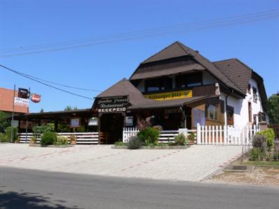 фото отеля Janika Pension & Restaurant
