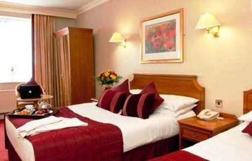 фото отеля Eyre Square Hotel