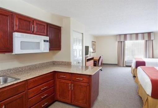 фото отеля Holiday Inn Express Hotel & Suites Charlotte Concord (North Carolina)